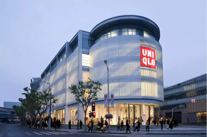 Uniqlo ֳɴ 100% ȫԶִеֱ·װ